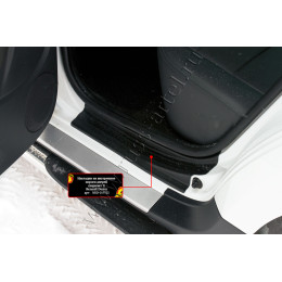 Накладки на внутренние пороги дверей, вариант 2 Русская артель Renault Duster   NRD-019702