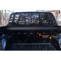 Накладка на передний борт кузова без скотча Mitsubishi L200 2015-2018 (V дорестайлинг) NM-158212