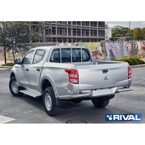 Защита заднего бампера d76 уголки RIVAL Mitsubishi L200 2015-  R.4011.006