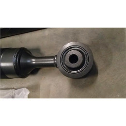 Амортизатор Ironman Isuzu/Chevrolet Trailblazer 2012+/Holden Colorado 7 передний  45745FE