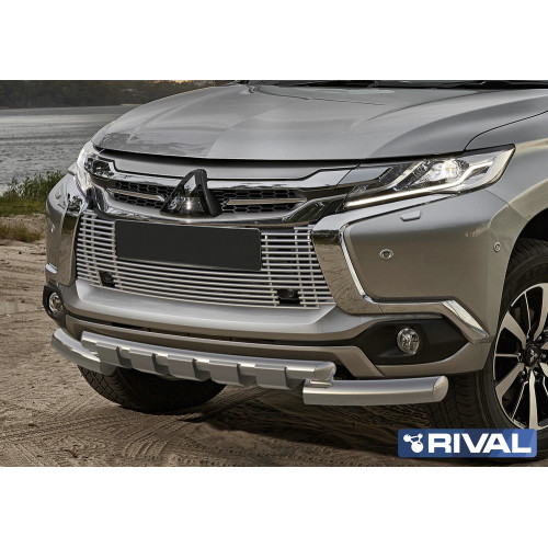 Решетка бампера d10 RIVAL Mitsubishi Pajero Sport 2016-  G.4003.001