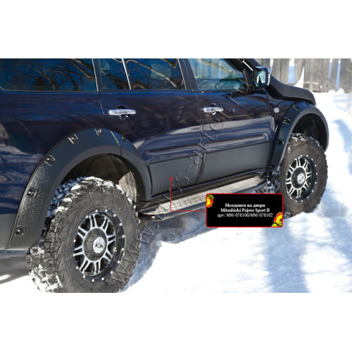 Молдинги на двери Mitsubishi Pajero Sport 2008-2013 MM-078102