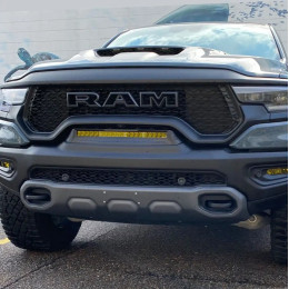 Светодиодная панель 100W для установки в бампер RAM REBEL/TRX 2019-2024 (янтарный цвет) противотуманный модуль