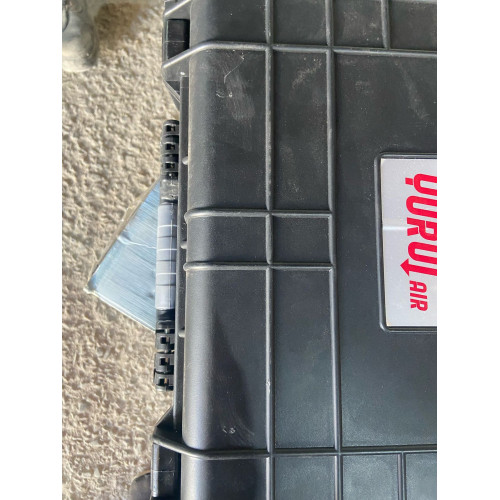 Компрессор автомобильный переносной 12V YURUI 119 л/мин 13,6 атм