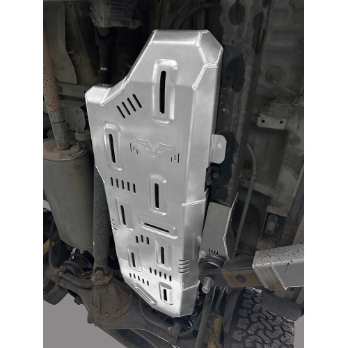 Защита Falcon топливного бака для Toyota Land Cruiser 150 4-го поколения (бензин, TX/VX), алюминий, 8 мм