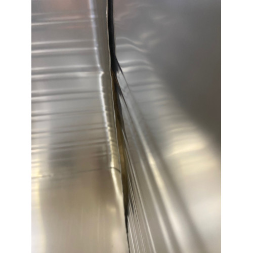 Ящик алюминиевый РИФ усиленный с замком 782х585х622 мм (ДхШхВ) (уценка)