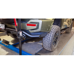 Бампер РИФ задний силовой/защита штатного бампера TANK 400 c квадратом под фаркоп