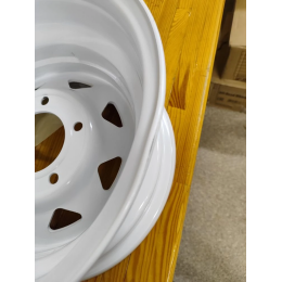 Диск усиленный для ВАЗ НИВА (до 2018 г.) стальной белый 5x139,7 7xR15 ET+25 (треуг.) (уценка)