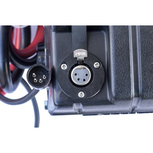 Лебёдка автомобильная электрическая 12V Runva 9500 lbs 4350 кг влагозащищенная, стальной трос