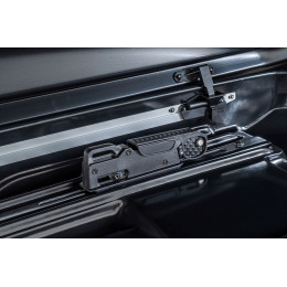 Бокс автомобильный на крышу Pentair COBRA 390L черный глянец, двусторонний