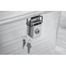 Ящик алюминиевый РИФ усиленный с замком 782х585х412 мм (ДхШхВ)